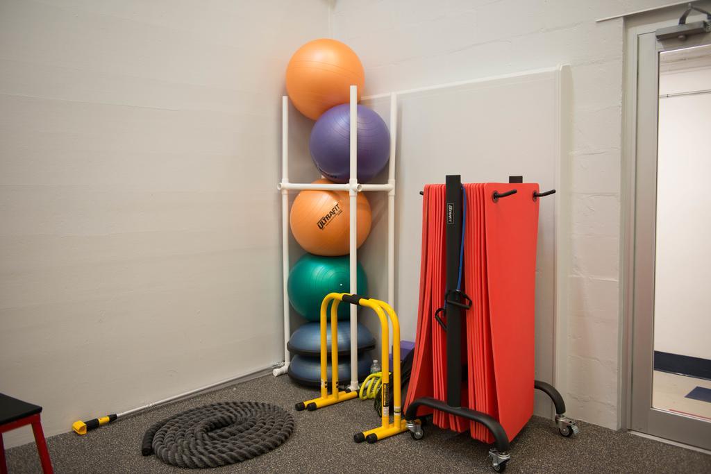 Хостел Flushing Ymca Нью-Йорк Екстер'єр фото